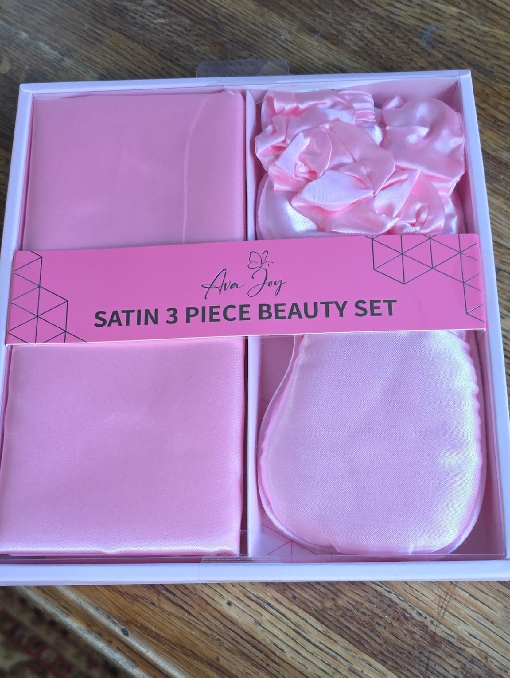 Pink Satin 3-Piece Beauty Set
